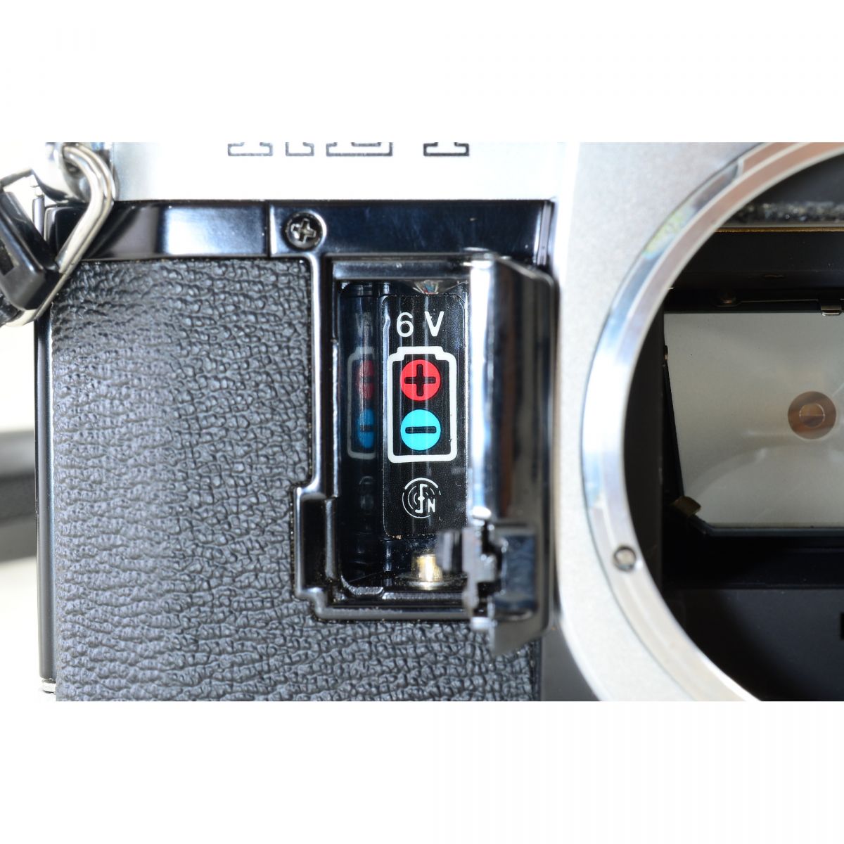 【中古】Canon AE-1 シルバー New FD 50mm f/1.4 標準 単焦点 フィルムカメラ 一眼レフ キヤノン セット S/N:4544443