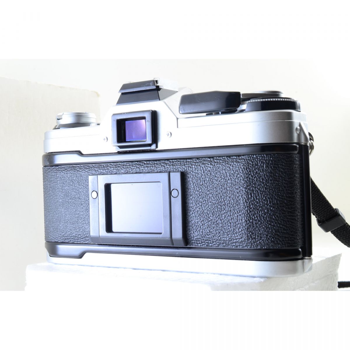 【中古】Canon AE-1 シルバー New FD 50mm f/1.4 標準 単焦点 フィルムカメラ 一眼レフ キヤノン セット S/N:4544443