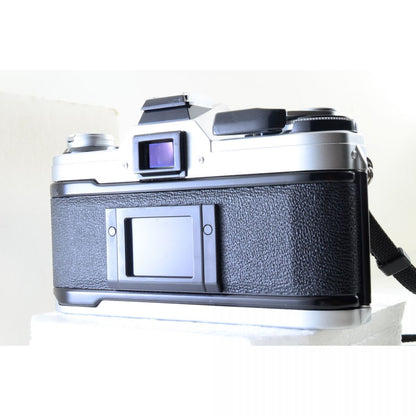 【中古】Canon AE-1 シルバー New FD 50mm f/1.4 標準 単焦点 フィルムカメラ 一眼レフ キヤノン セット S/N:4544443