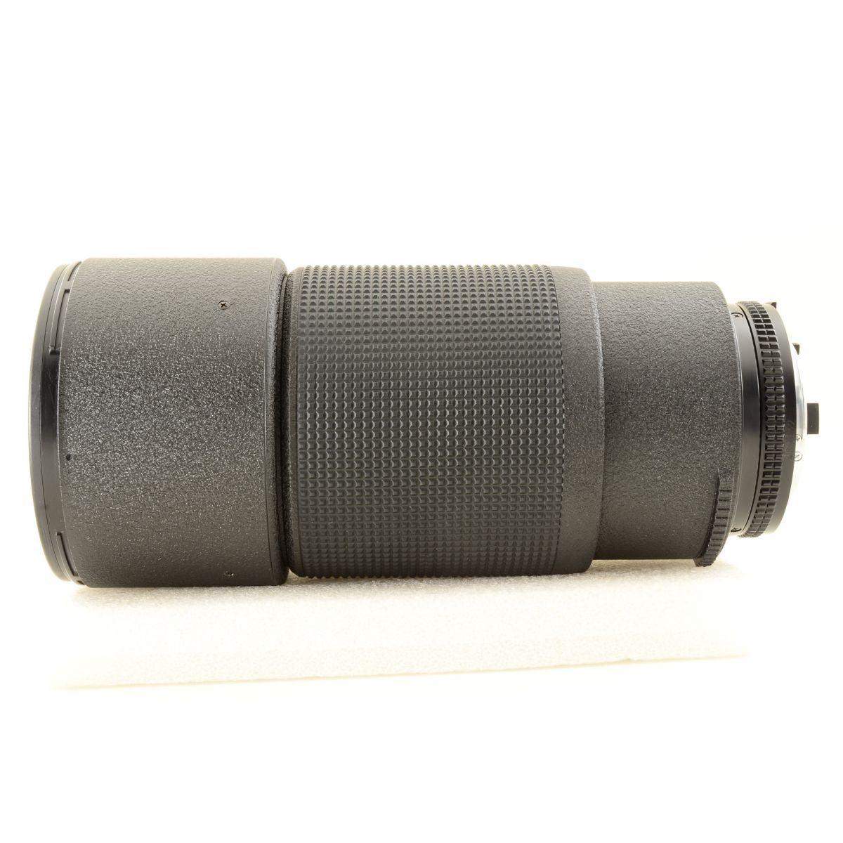 【中古】Nikon AF NIKKOR 80-200mm f/2.8 D ED フード付き 望遠 ズーム カメラレンズ 交換レンズ ニコン NIKKORシリーズ S/N:483132