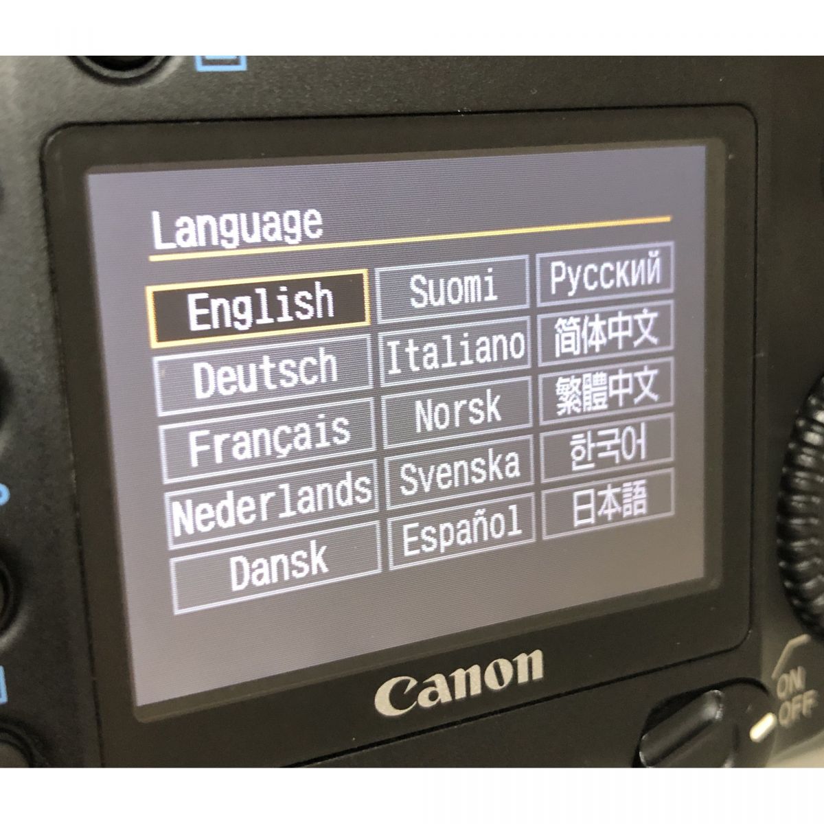 【中古】Canon EOS 5D フルサイズ 1280万画素 一眼レフ デジタルカメラ キヤノン S/N:2211203106