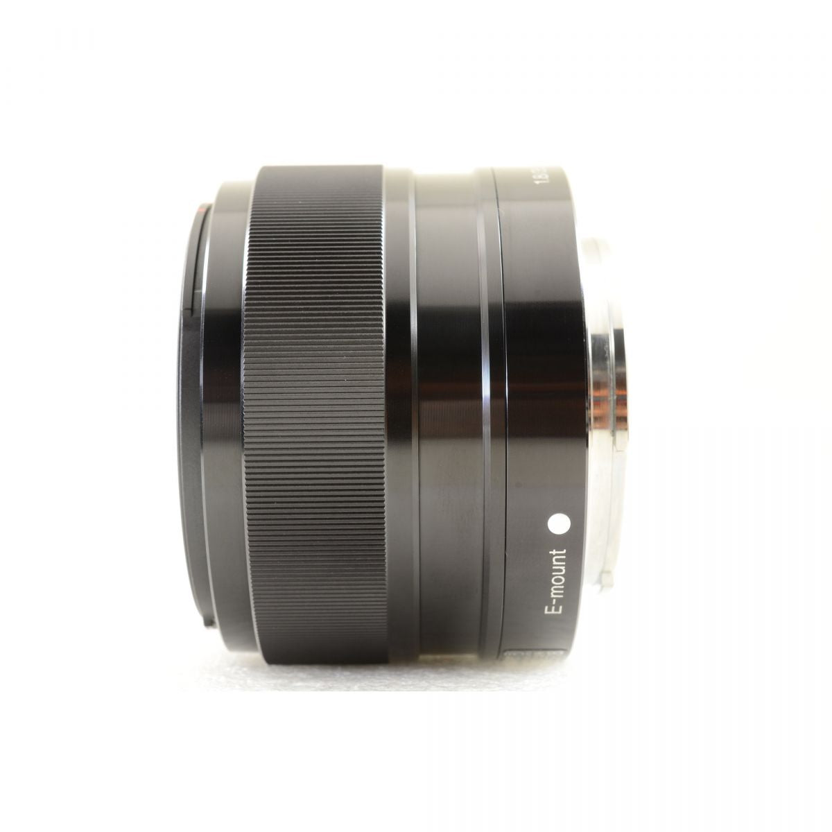 【中古】Sony E 35mm f/1.8 OSS 元箱 フード付き 標準 単焦点 カメラレンズ ソニー S/N:1803802
