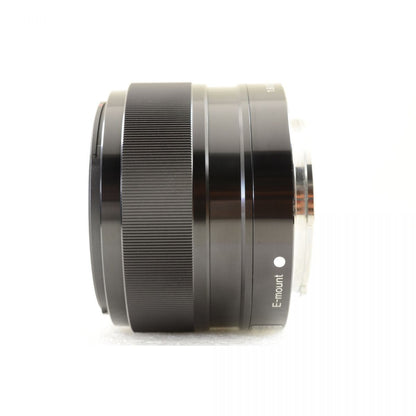 【中古】Sony E 35mm f/1.8 OSS 元箱 フード付き 標準 単焦点 カメラレンズ ソニー S/N:1803802