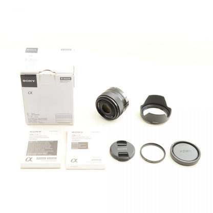 【中古】Sony E 35mm f/1.8 OSS 元箱 フード付き 標準 単焦点 カメラレンズ ソニー S/N:1803802