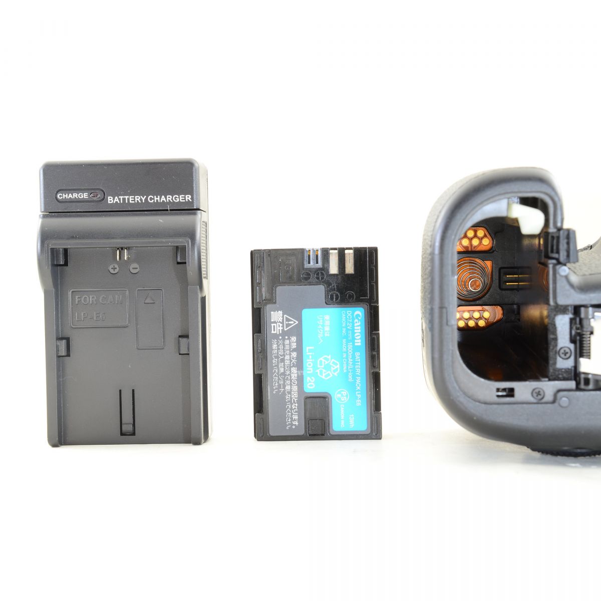 【中古】Canon EOS 6D Mark II EF 24-70mm f/4L IS USM ズーム フルサイズ デジタルカメラ 一眼レフ キヤノン セット S/N:141051000785