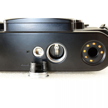 【中古】Nikon F3 アイレベル モータードライブ MD-4 付き 35mm 一眼レフ フィルムカメラ ニコン S/N:1918000