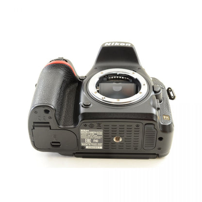 【中古】Nikon D750 デジタル一眼レフカメラ AF-S NIKKOR 24-120mm f/4G ED VR レンズキット ニコン S/N: 2060957