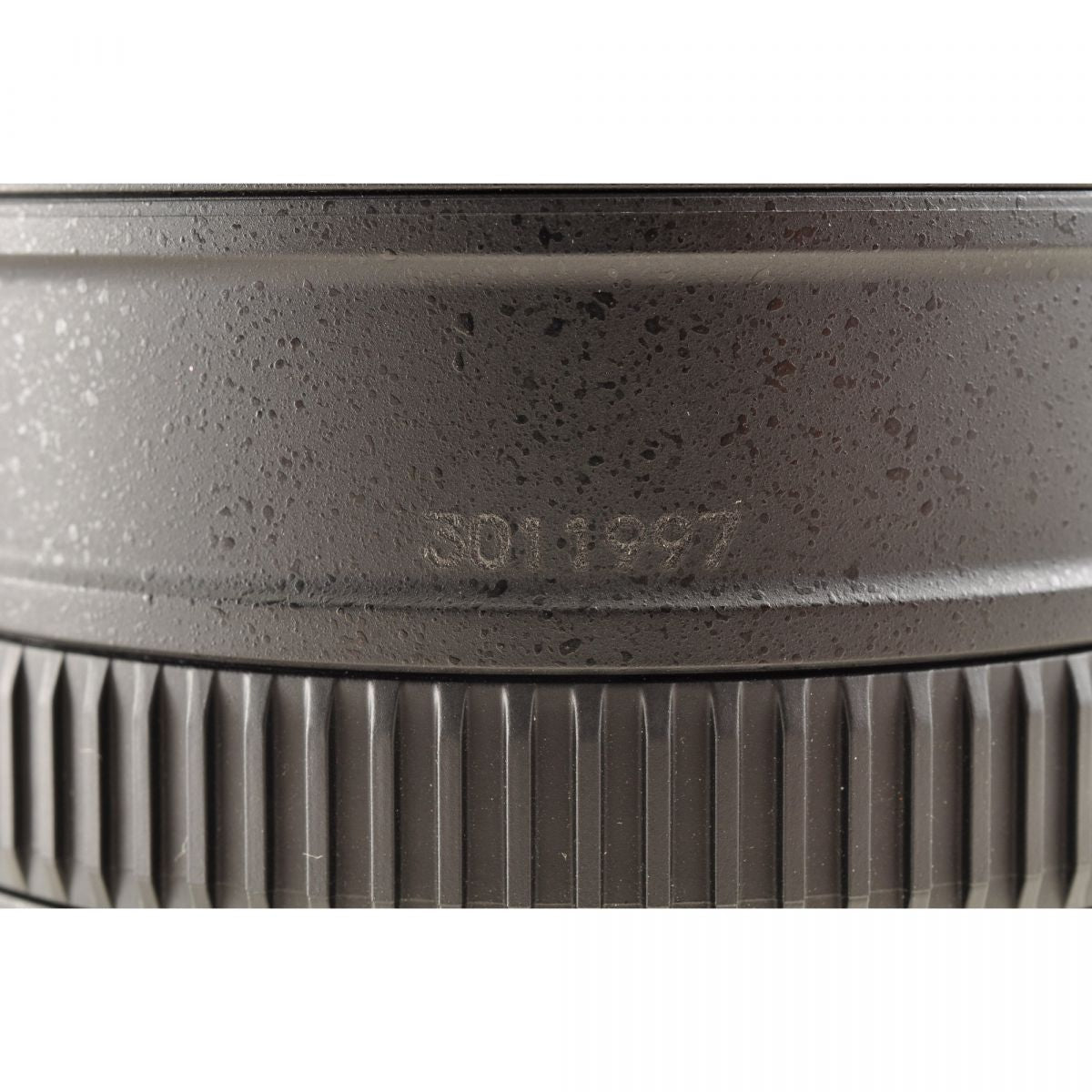 【中古】Nikon AF-S DX NIKKOR 18-200mm F3.5-5.6G ED VR フード付き ズーム カメラレンズ 交換レンズ ニコン S/N:3011997