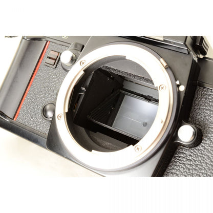 【中古】Nikon F3 アイレベル 35mm 一眼レフ フィルムカメラ ニコン S/N:1300941