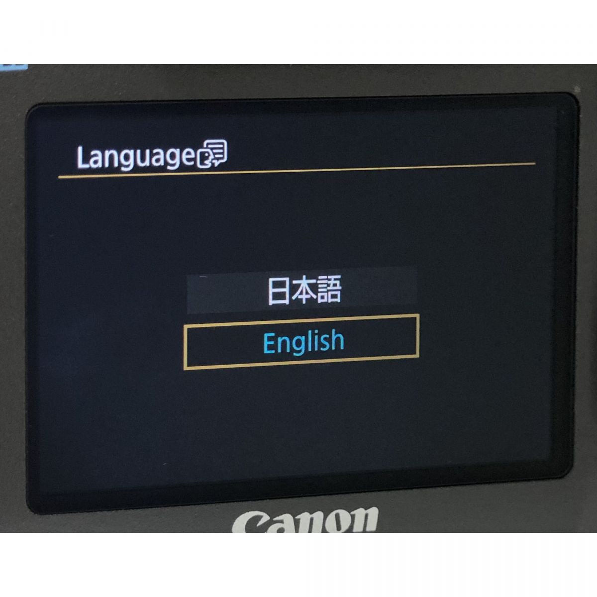【中古】Canon EOS 7D Mark II デジタル一眼レフカメラ EF-S 18-135mm f/3.5-5.6 IS ズーム キヤノン セット S/N:321055000392