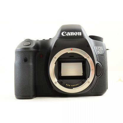 【中古】Canon EOS 6D フルサイズ 2020万画素 デジタル一眼レフカメラ キヤノン S/N:021023000464