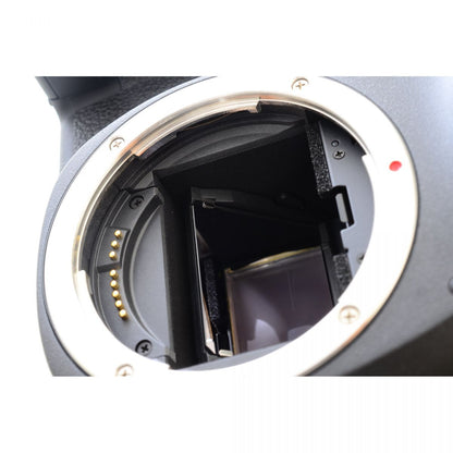 【中古】Canon EOS 6D フルサイズ 2020万画素 デジタル一眼レフカメラ キヤノン S/N:021023000464