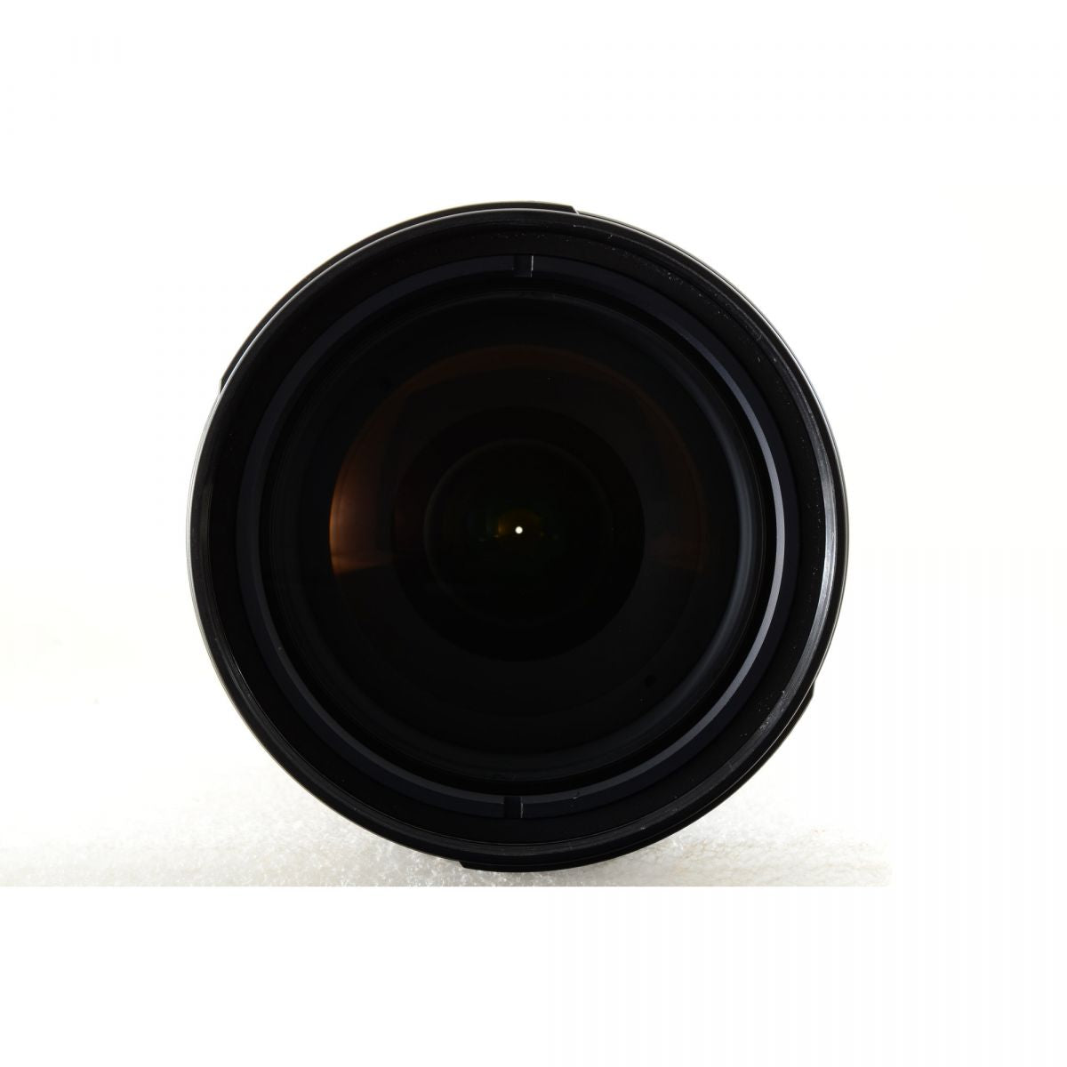 【中古】Nikon D90 AF-S DX NIKKOR 18-200mm f/3.5-5.6G ED VR レンズキット ニコン S/N: 2043615