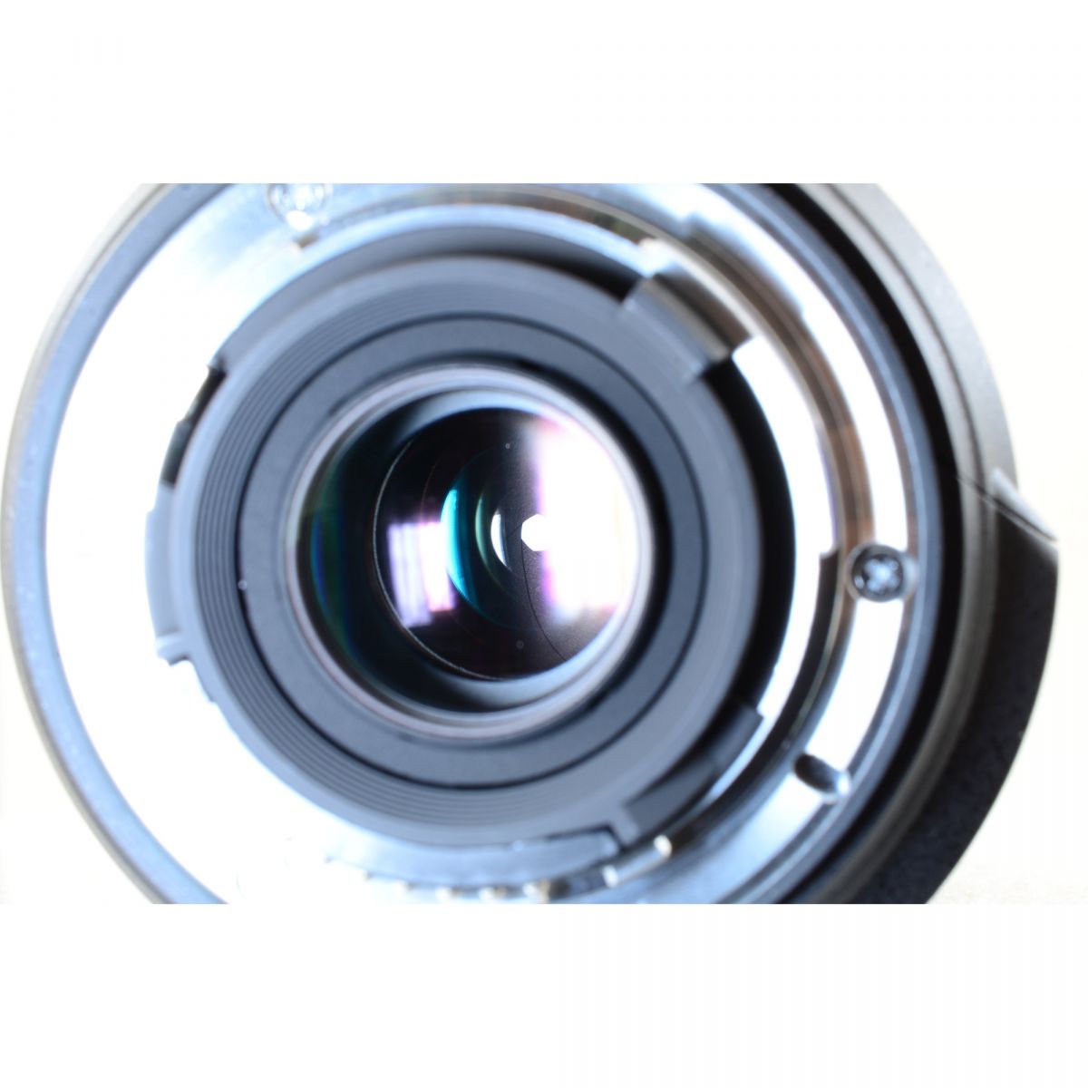 【中古】Nikon D90 AF-S DX NIKKOR 18-200mm f/3.5-5.6G ED VR レンズキット ニコン S/N: 2043615