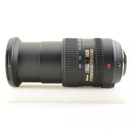 【中古】Nikon D90 AF-S DX NIKKOR 18-200mm f/3.5-5.6G ED VR レンズキット ニコン S/N: 2043615