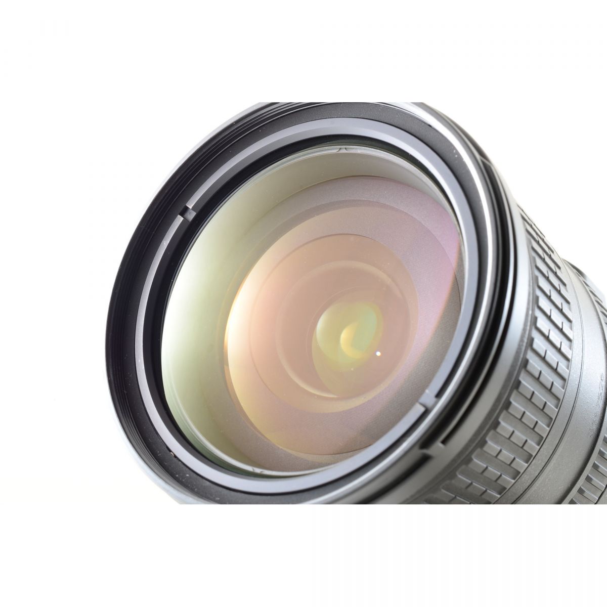 【中古】Nikon D90 AF-S DX NIKKOR 18-200mm f/3.5-5.6G ED VR レンズキット ニコン S/N: 2043615