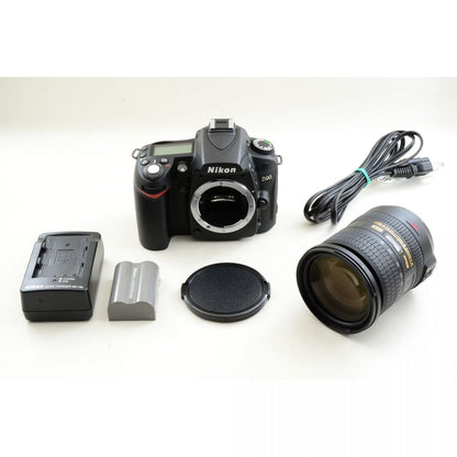 【中古】Nikon D90 AF-S DX NIKKOR 18-200mm f/3.5-5.6G ED VR レンズキット ニコン S/N: 2043615