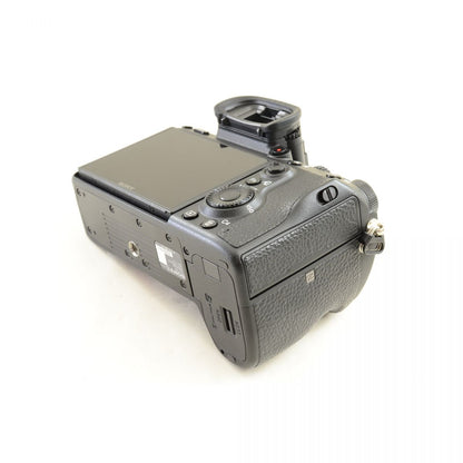 【中古】SONY α7 III ボディ ILCE-7M3 ミラーレス一眼カメラ ソニー S/N: 3092311