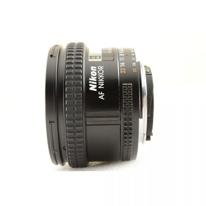 【中古】Nikon AF NIKKOR 20mm f/2.8 HB-1フード付き 広角 単焦点 カメラレンズ 交換レンズ ニコン S/N:201688