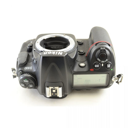 【中古】Nikon D300S 1230万画素 デジタル一眼レフカメラ デジタルカメラ ニコン S/N:2060333