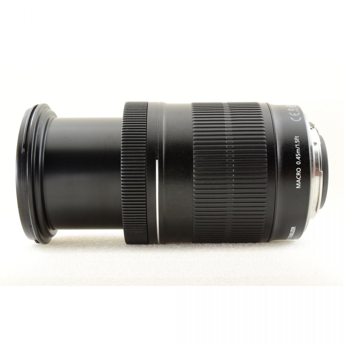 【中古】Canon EOS 60D 18.0MP DSLR Camera Black Canon EF-S 18-135mm f/3.5-5.6 IS Zoom Lens 360213408