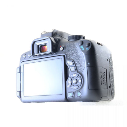 【中古】Canon EOS Kiss X8i デジタル一眼レフカメラ 18-55mm 55-250mm キヤノン セット S/N:041022000311