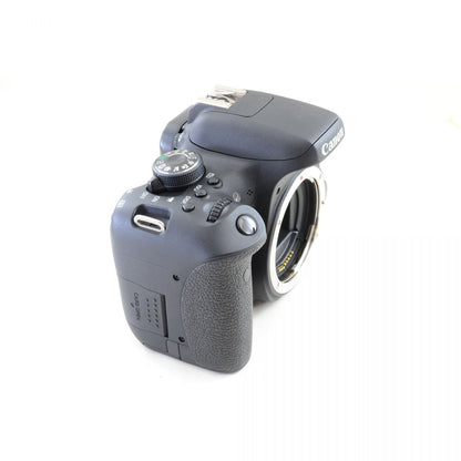 【中古】Canon EOS Kiss X8i デジタル一眼レフカメラ 18-55mm 55-250mm キヤノン セット S/N:041022000311