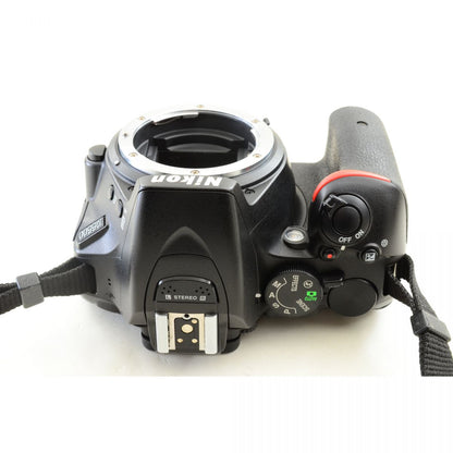 【中古】Nikon D5500 2420万画素 デジタル一眼レフカメラ デジタルカメラ ニコン S/N:2161163