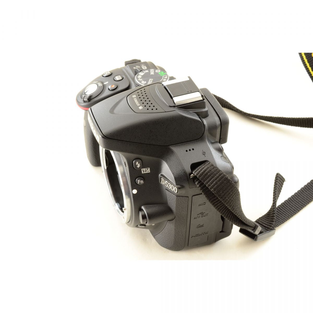 【中古】Nikon D5300 2416万画素 デジタル一眼レフカメラ ブラック ニコン S/N:2124558