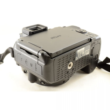 【中古】Nikon D5300 2416万画素 デジタル一眼レフカメラ ブラック ニコン S/N:2124558