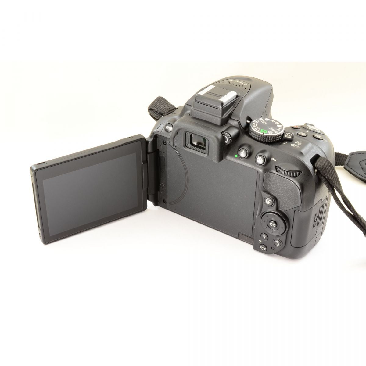 【中古】Nikon D5300 2416万画素 デジタル一眼レフカメラ ブラック ニコン S/N:2124558