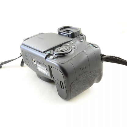 【中古】Canon EOS 60D 1800万画素 デジタル一眼レフカメラ ブラック キヤノン S/N:2111202599
