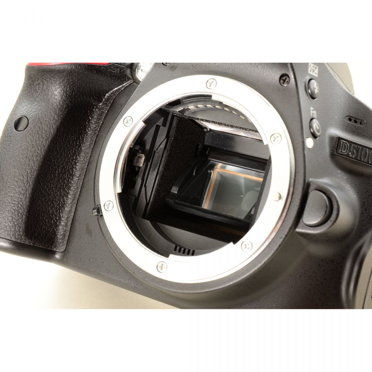 【中古】Nikon D5100 1620万画素 デジタル一眼レフカメラ ブラック ニコン S/N:2027256