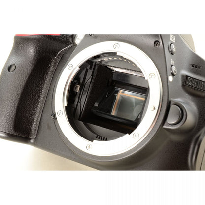 【中古】Nikon D5100 1620万画素 デジタル一眼レフカメラ ブラック ニコン S/N:2027256