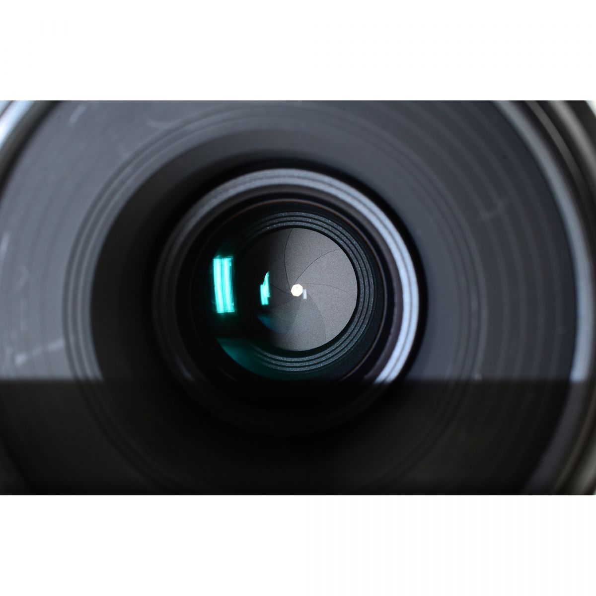 【中古】Nikon AF-S DX Micro NIKKOR 40mm F2.8 G 単焦点 カメラレンズ 交換レンズ 元箱 フード付き ニコン S/N:2013222