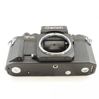 【中古】Canon New F-1 アイレベル フィルムカメラ ケース FD 28mm f/3.5 S.C. 単焦点 キヤノン セット S/N:172217