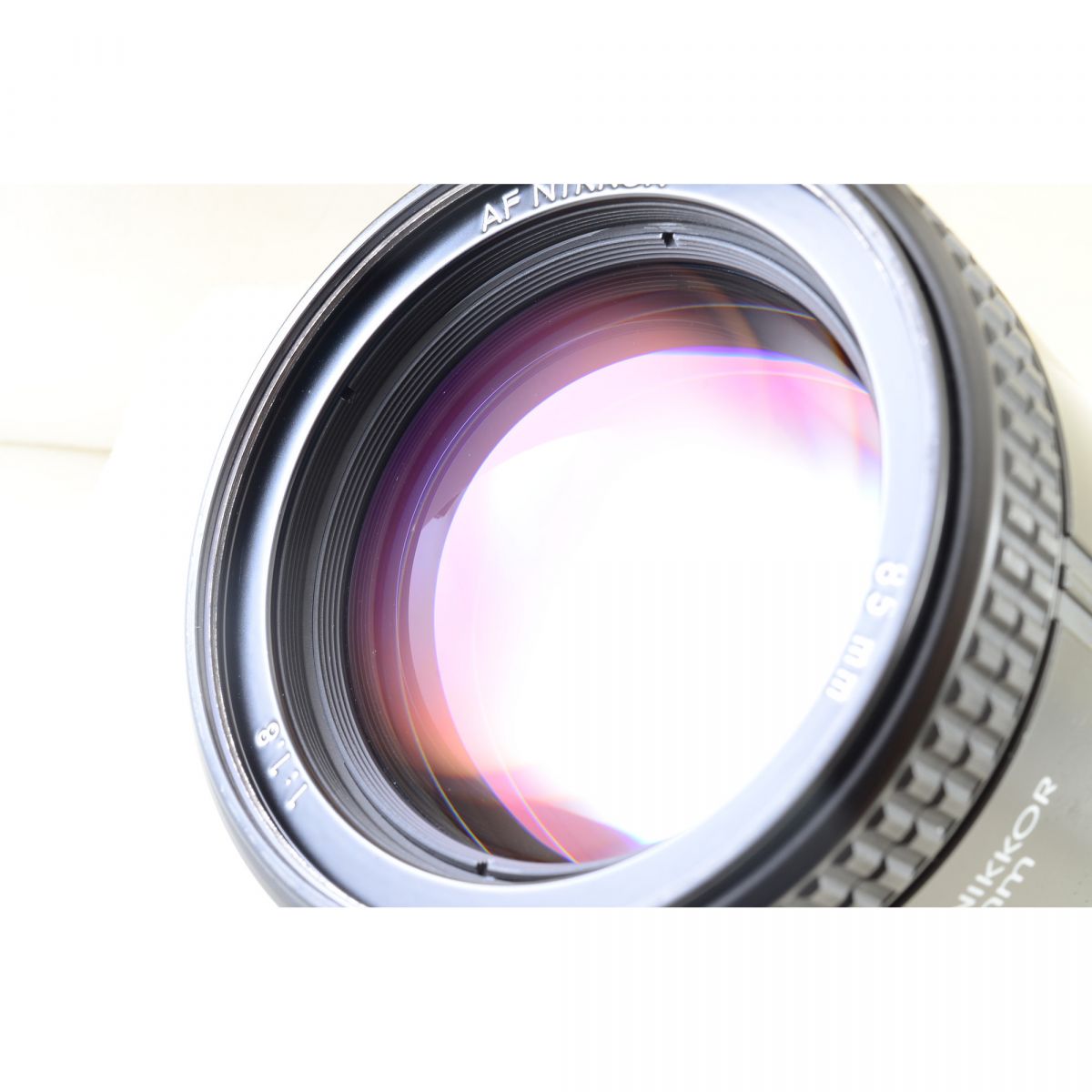 【中古】Nikon AF NIKKOR 85mm f/1.8 中望遠 単焦点 カメラレンズ 交換レンズ ニコン S/N:212965