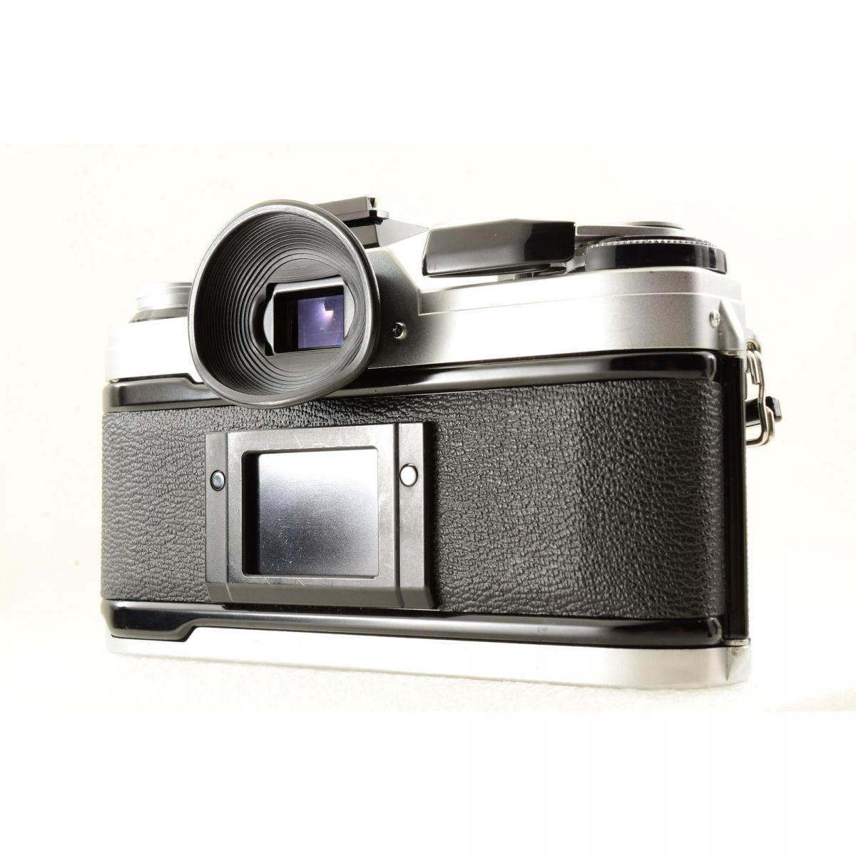 【中古】Canon AE-1 シルバー 35mm 一眼レフ フィルムカメラ キヤノン S/N:4557191