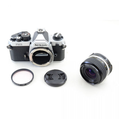 【中古】Nikon New FM2 後期 シルバー 35mm フィルムカメラ Ai-S 35mm f/2.8 レンズ セット S/N:8220491