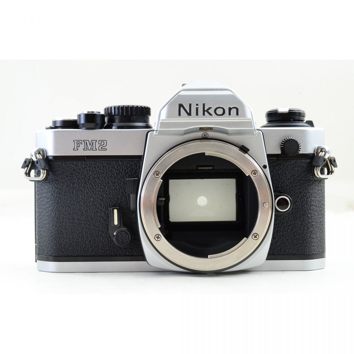 【中古】Nikon New FM2 後期 シルバー 35mm フィルムカメラ Ai-S 35mm f/2.8 レンズ セット S/N:8220491