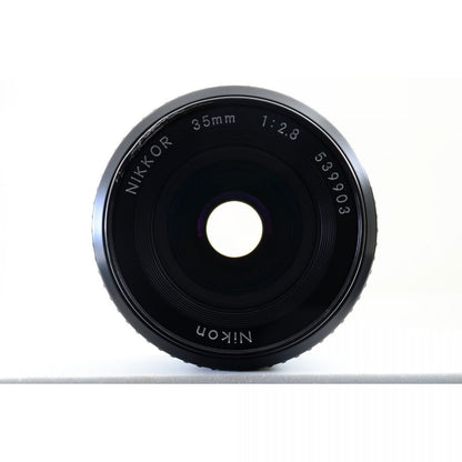 【中古】Nikon New FM2 後期 シルバー 35mm フィルムカメラ Ai-S 35mm f/2.8 レンズ セット S/N:8220491