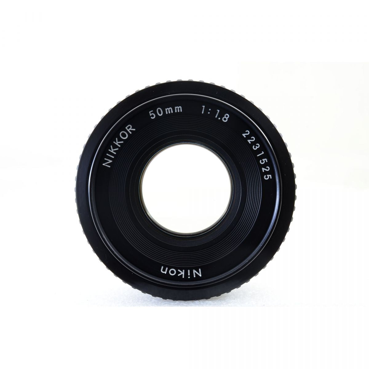 【中古】Nikon FA ブラック Ai-S NIKKOR 50mm f/1.8 パンケーキ 単焦点レンズ フィルムカメラ ニコン S/N: 5177093