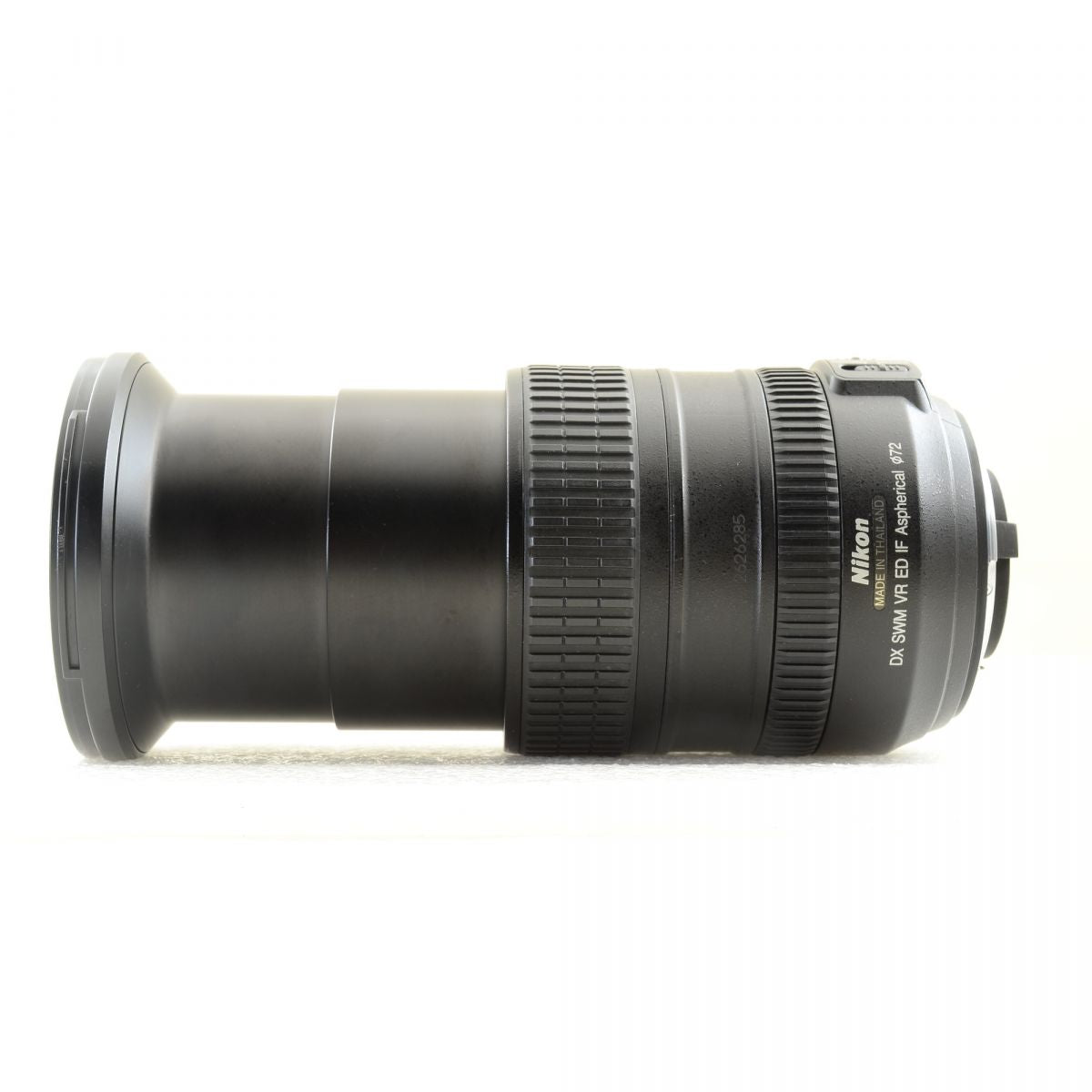 【中古】Nikon AF-S DX NIKKOR 18-200mm f/3.5-5.6G ED VR フード付 高倍率 ズームレンズ ニコン S/N: 2626285
