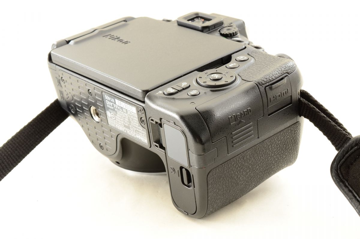 【中古】Nikon D5500 24.2MP デジタル一眼レフカメラ ブラック ニコン S/N:2006140