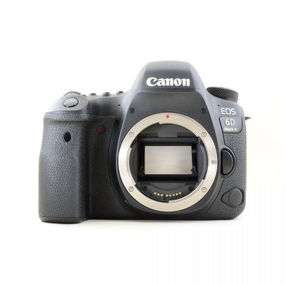 【中古】Canon EOS 6D Mark II 26.2MP 一眼レフ デジタルカメラ キヤノン