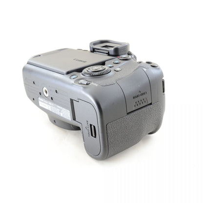 【中古】Canon EOS 6D Mark II 26.2MP 一眼レフ デジタルカメラ キヤノン