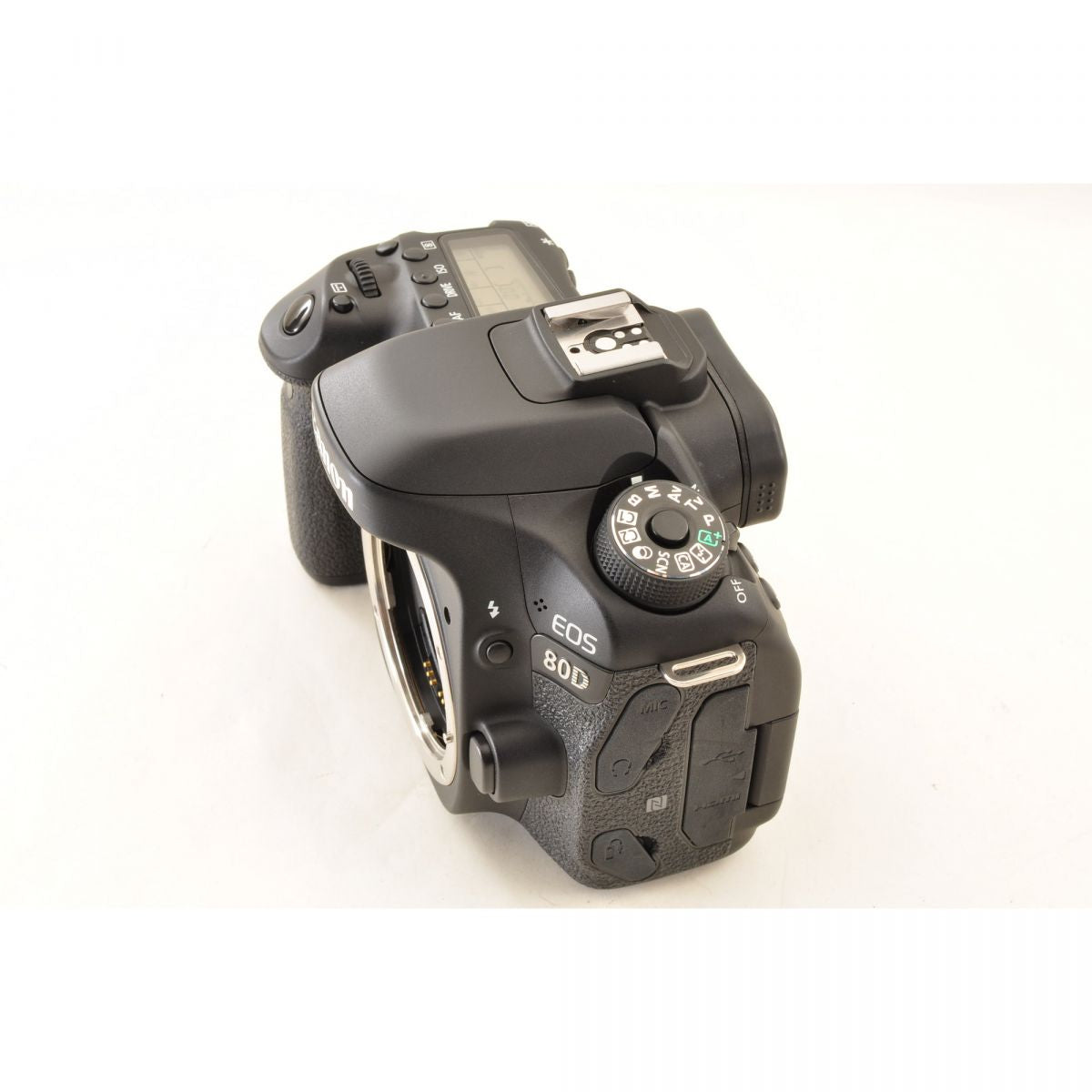 【中古】Canon EOS 80D EF-S 18-135mm IS USM 一眼レフ デジタルカメラ キャノン