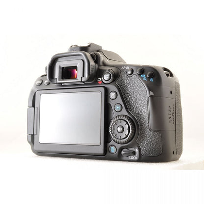 【中古】Canon EOS 80D EF-S 18-135mm IS USM 一眼レフ デジタルカメラ キャノン