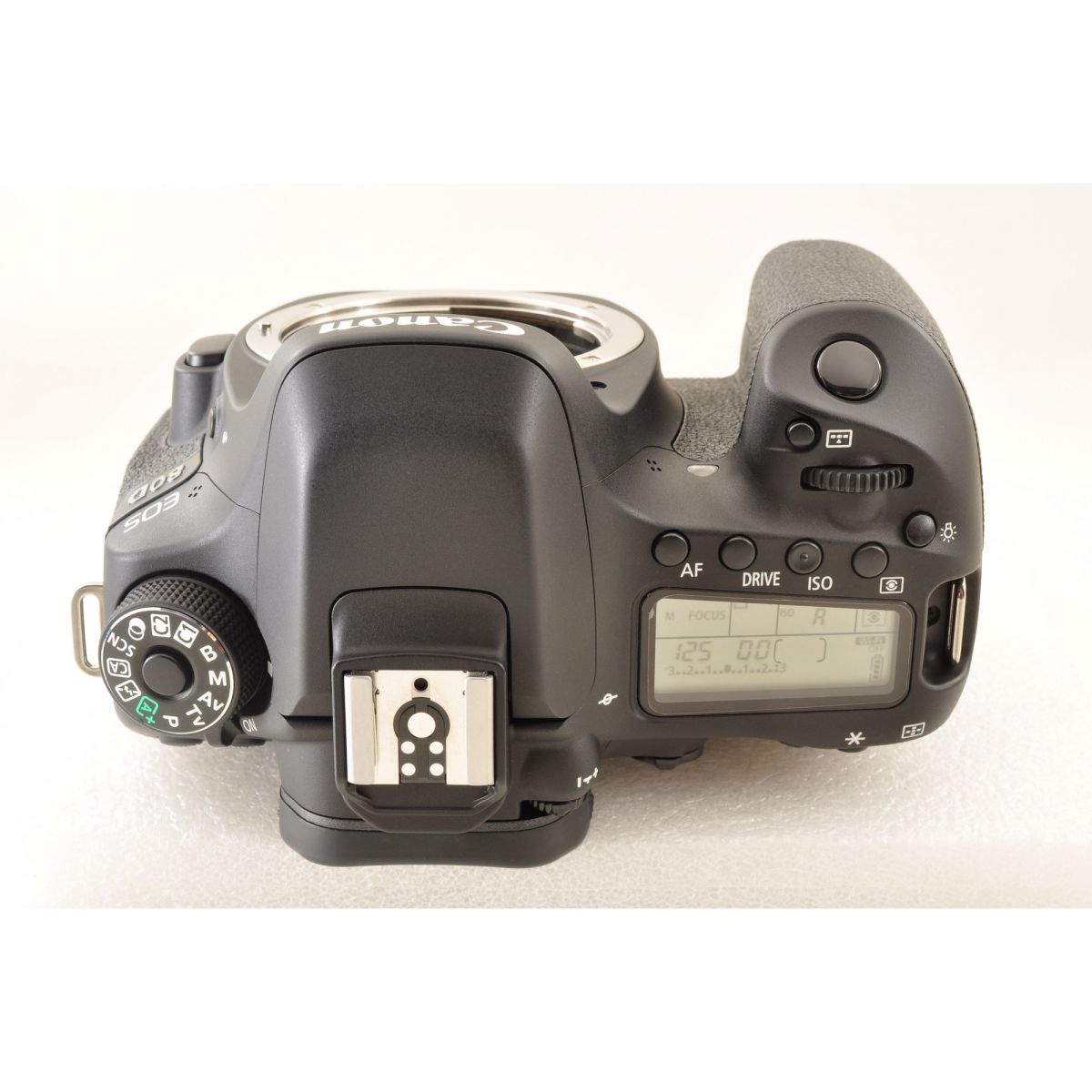 【中古】Canon EOS 80D EF-S 18-135mm IS USM 一眼レフ デジタルカメラ キャノン