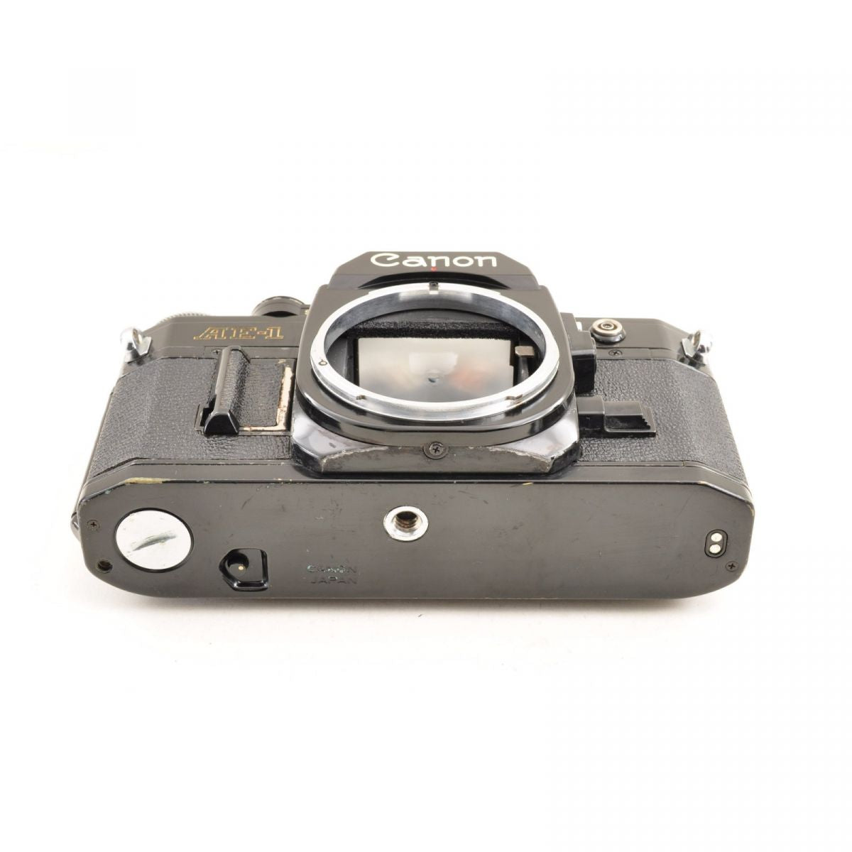 【中古】Canon AE-1 ブラック 35mm 一眼レフ フィルムカメラ ボディ +New FD 135mm F3.5 MF ポートレート 単焦点 交換レンズ キャノン 　